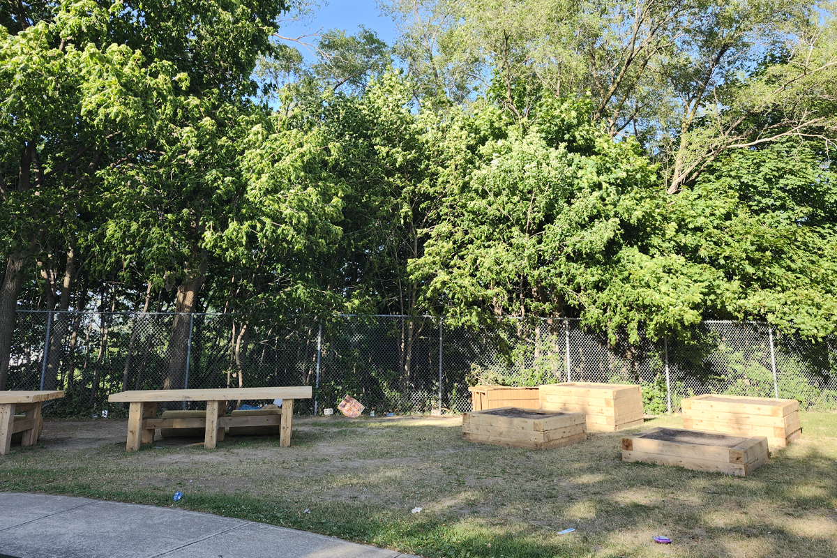 8 80 TowerPOPS, Rockliffe-Smythe